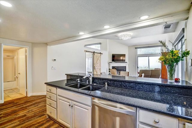 1529 Trimingham Drive, Pleasanton, CA 94566
