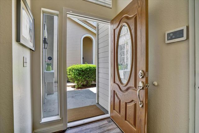 1529 Trimingham Drive, Pleasanton, CA 94566