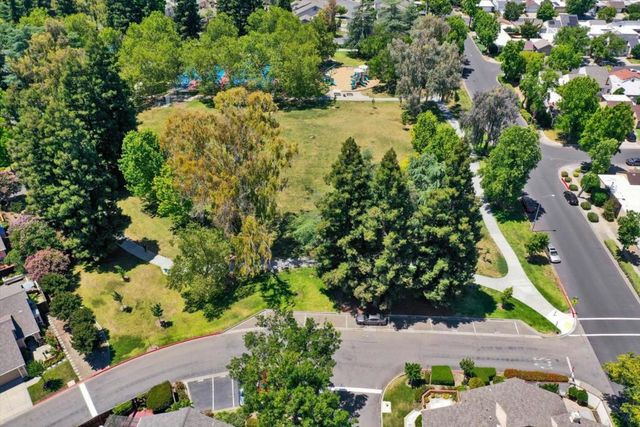 1529 Trimingham Drive, Pleasanton, CA 94566