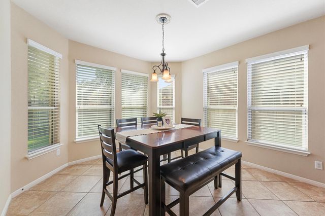 111 Meadow Valley Drive, Conroe, TX 77384