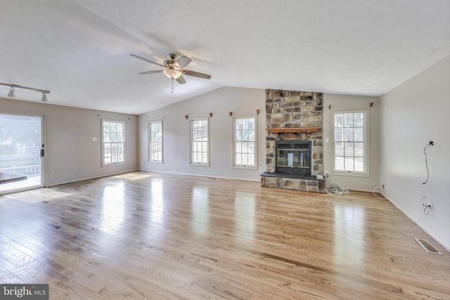 9217 BRIARCHIP ST, Laurel, MD 20708