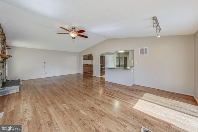 9217 BRIARCHIP ST, Laurel, MD 20708