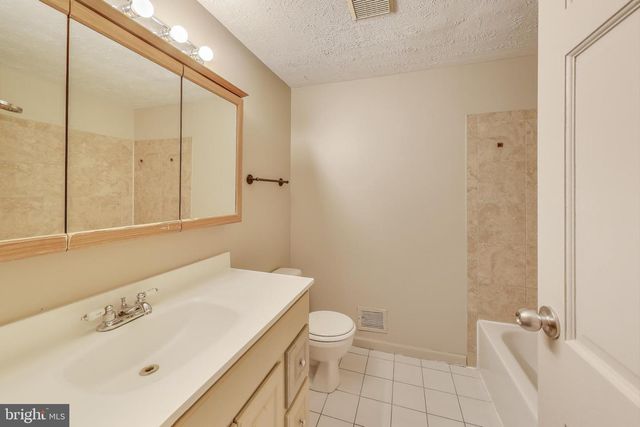 9217 BRIARCHIP ST, Laurel, MD 20708
