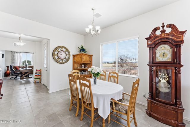 6532 E Saddlehorn Circle, Hereford, AZ 85615