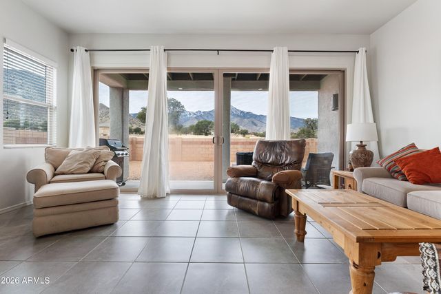 6532 E Saddlehorn Circle, Hereford, AZ 85615