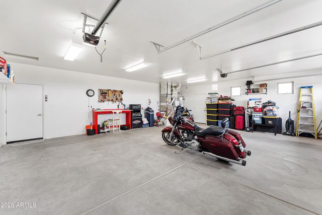 6532 E Saddlehorn Circle, Hereford, AZ 85615