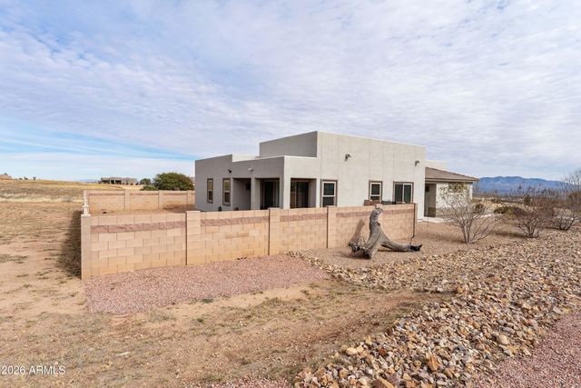 6532 E Saddlehorn Circle, Hereford, AZ 85615