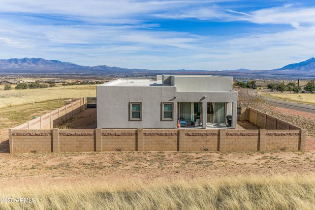 6532 E Saddlehorn Circle, Hereford, AZ 85615