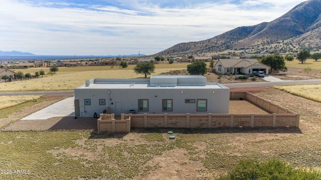 6532 E Saddlehorn Circle, Hereford, AZ 85615
