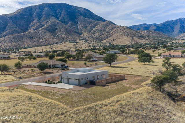 6532 E Saddlehorn Circle, Hereford, AZ 85615