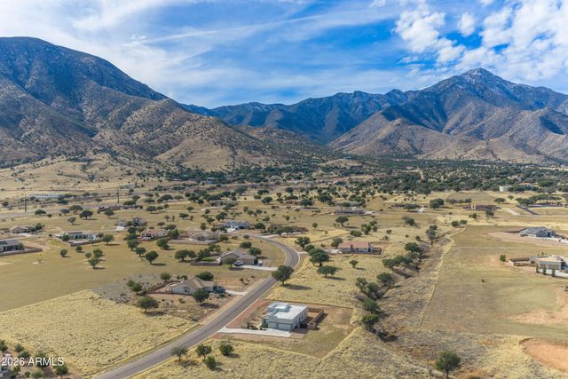 6532 E Saddlehorn Circle, Hereford, AZ 85615