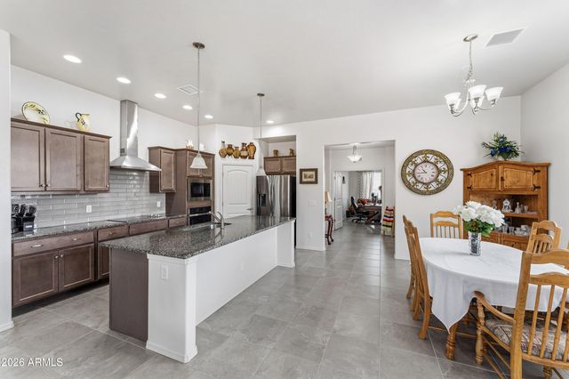 6532 E Saddlehorn Circle, Hereford, AZ 85615