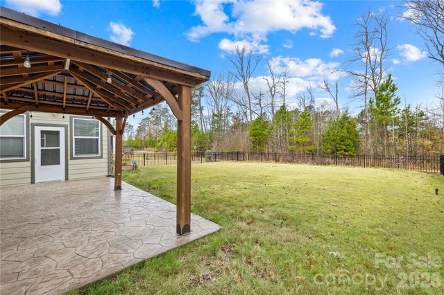 14107 Magnolia Walk Drive, Huntersville, NC 28078