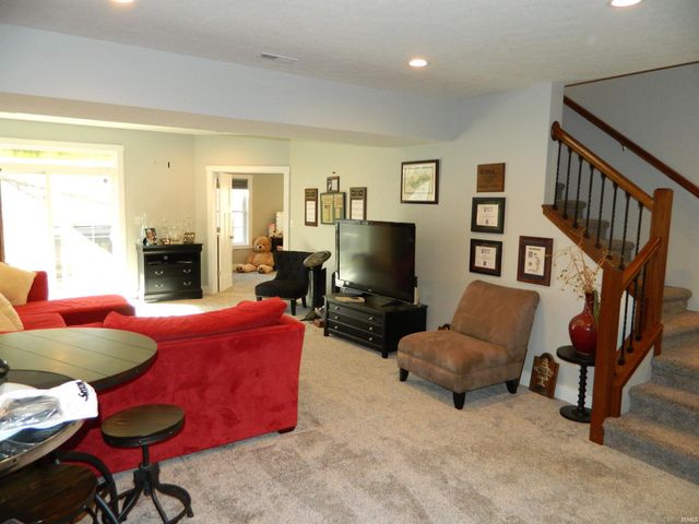 903 W Baywood Drive, Bloomington, IN 47403