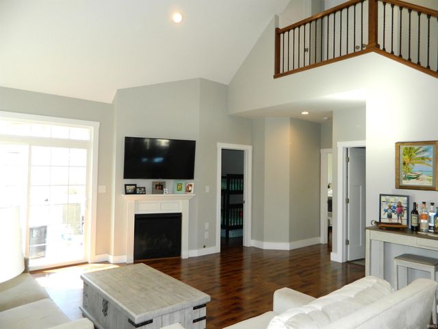 903 W Baywood Drive, Bloomington, IN 47403