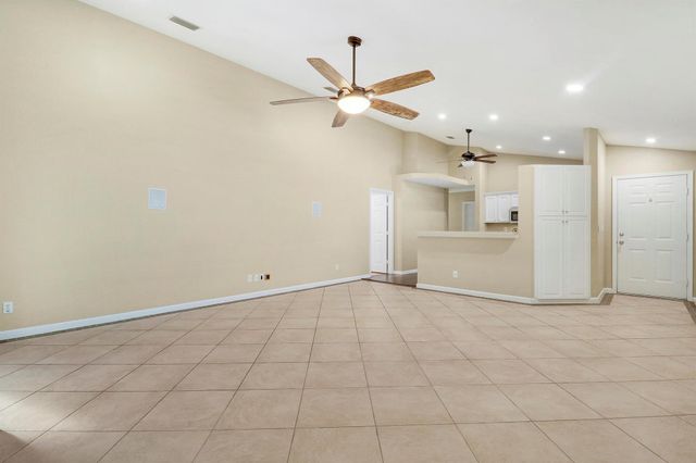 140 Pennock Landing Circle, Jupiter, FL 33458