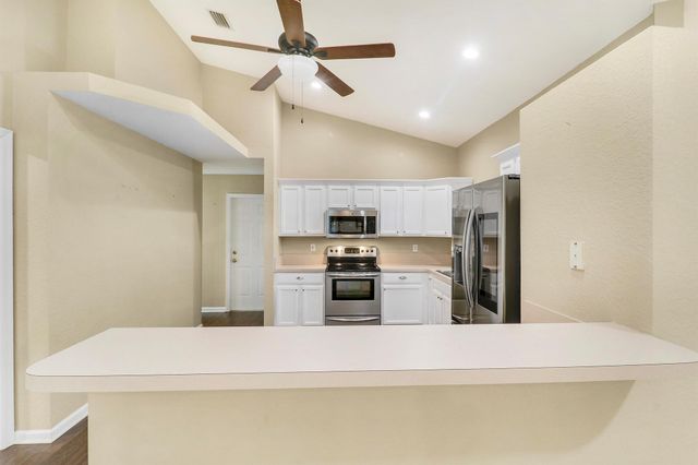 140 Pennock Landing Circle, Jupiter, FL 33458