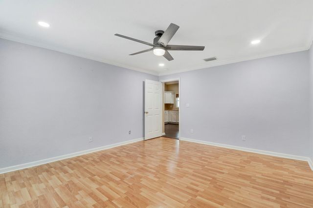 140 Pennock Landing Circle, Jupiter, FL 33458