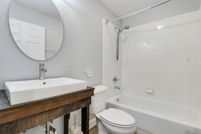 140 Pennock Landing Circle, Jupiter, FL 33458