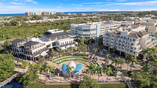 140 Pennock Landing Circle, Jupiter, FL 33458