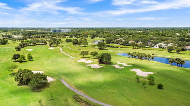 140 Pennock Landing Circle, Jupiter, FL 33458