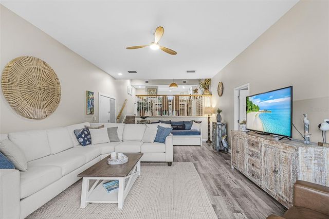 1135 LAKE HOUSE CIRCLE C115, Sarasota, FL 34242