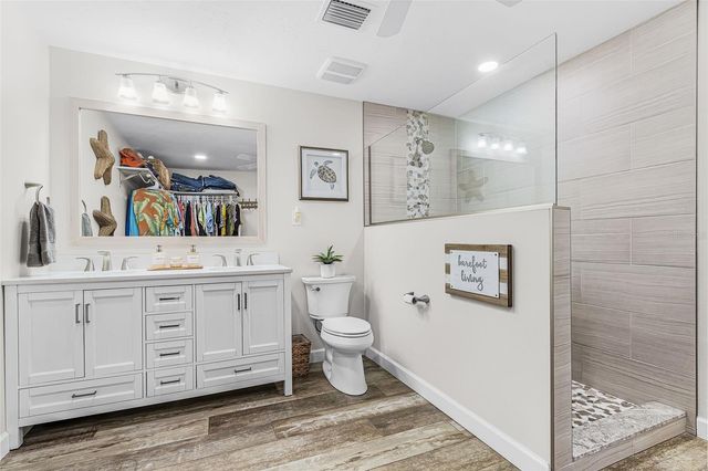 1135 LAKE HOUSE CIRCLE C115, Sarasota, FL 34242