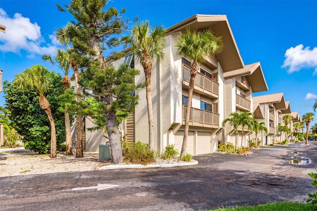 1135 LAKE HOUSE CIRCLE C115, Sarasota, FL 34242