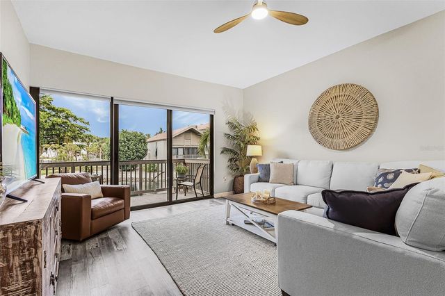 1135 LAKE HOUSE CIRCLE C115, Sarasota, FL 34242