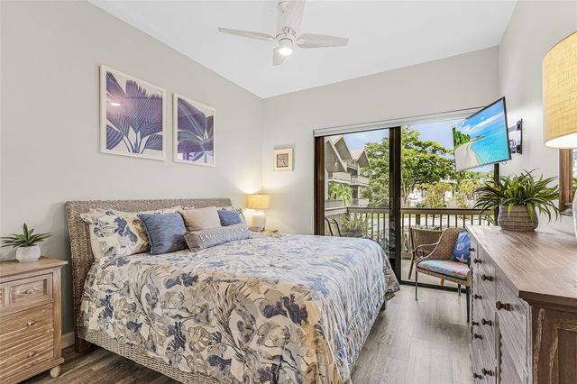1135 LAKE HOUSE CIRCLE C115, Sarasota, FL 34242