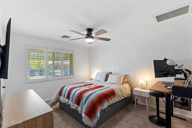 808 E CINNABAR Avenue, Phoenix, AZ 85020