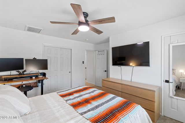 808 E CINNABAR Avenue, Phoenix, AZ 85020