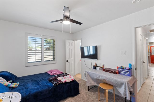 808 E CINNABAR Avenue, Phoenix, AZ 85020