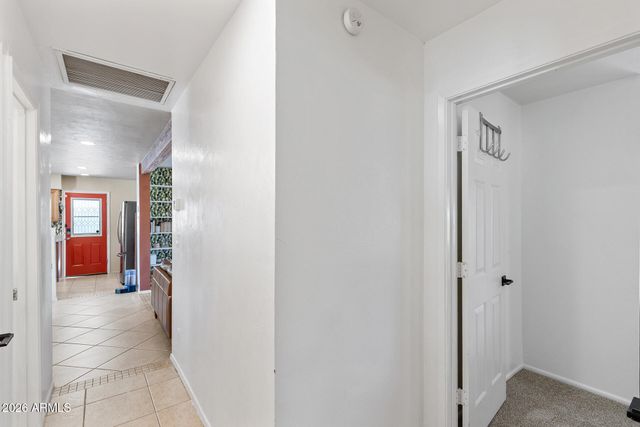 808 E CINNABAR Avenue, Phoenix, AZ 85020