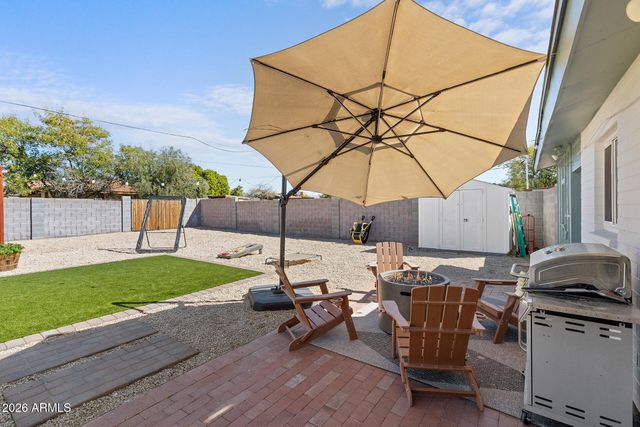 808 E CINNABAR Avenue, Phoenix, AZ 85020