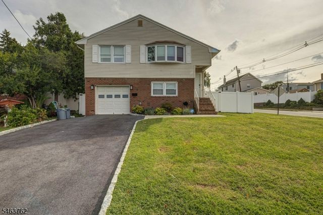 301 N 16Th St, Kenilworth Boro, NJ 07033