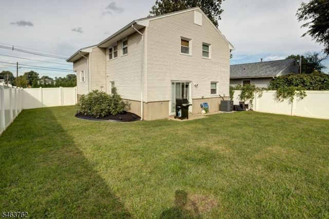 301 N 16Th St, Kenilworth Boro, NJ 07033