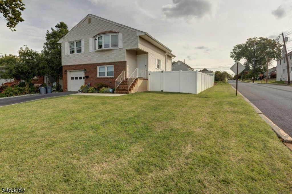 301 N 16Th St, Kenilworth Boro, NJ 07033 — photo 3