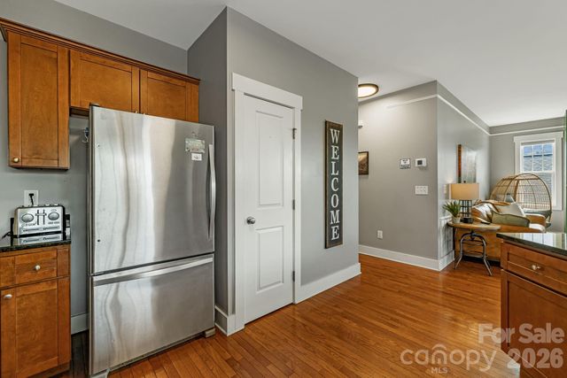 17 Byrdcliffe Lane, Asheville, NC 28805