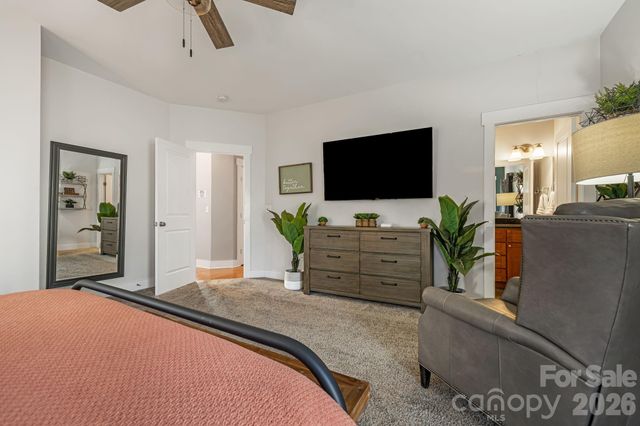 17 Byrdcliffe Lane, Asheville, NC 28805