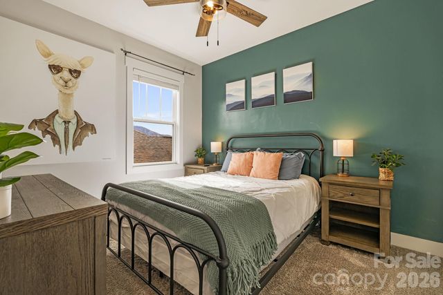 17 Byrdcliffe Lane, Asheville, NC 28805