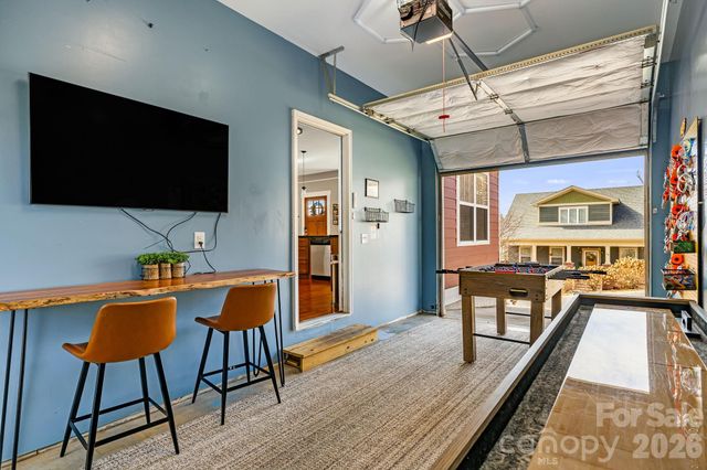 17 Byrdcliffe Lane, Asheville, NC 28805