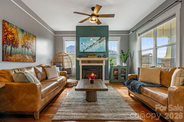 17 Byrdcliffe Lane, Asheville, NC 28805