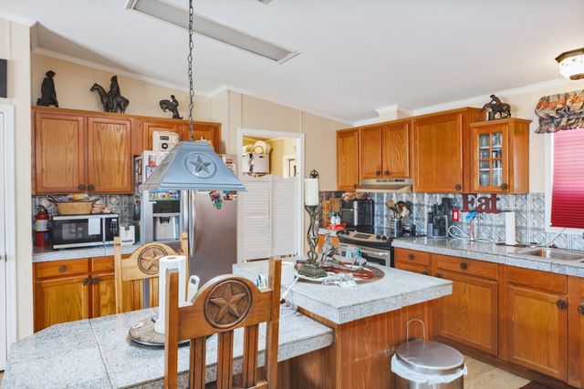 474 Hanging Tree Road, Bowie, TX 76230