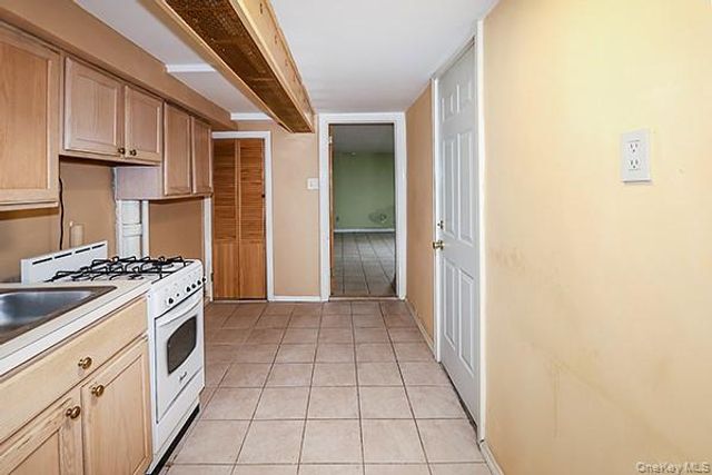 6364 78th Street, Middle Village, NY 11379