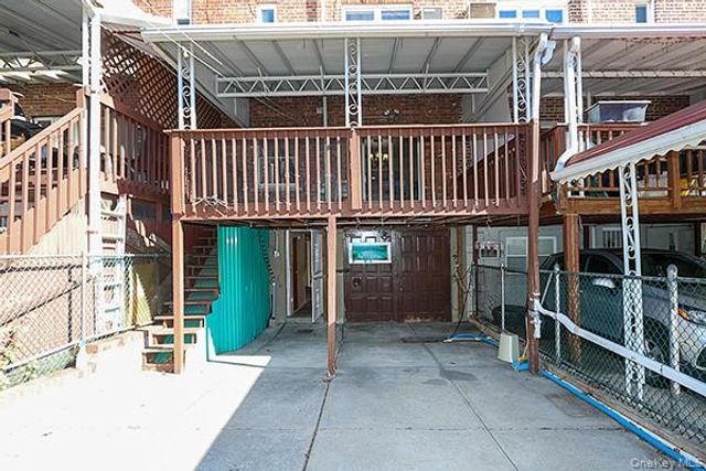 6364 78th Street, Middle Village, NY 11379