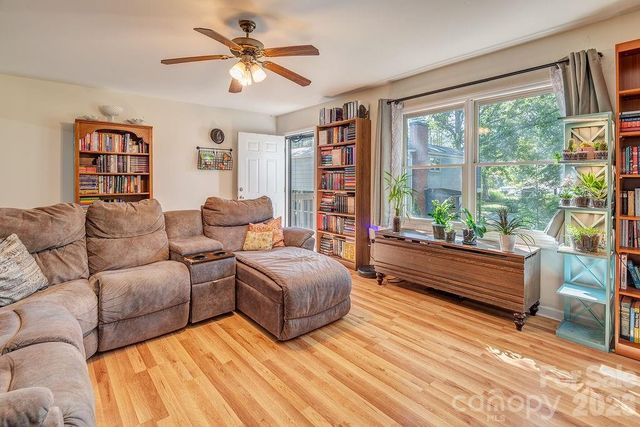120 Eastwood Avenue, Swannanoa, NC 28778