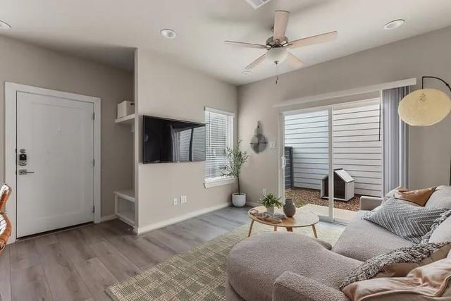 23823 Cumberland Ridge Drive 515, Houston, TX 77447