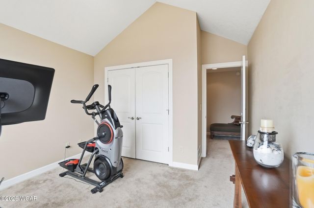 2633 Adgate Road, Lima, OH 45805