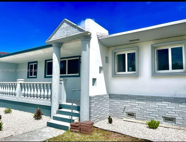 15925 NE 18th Ave, North Miami Beach, FL 33162